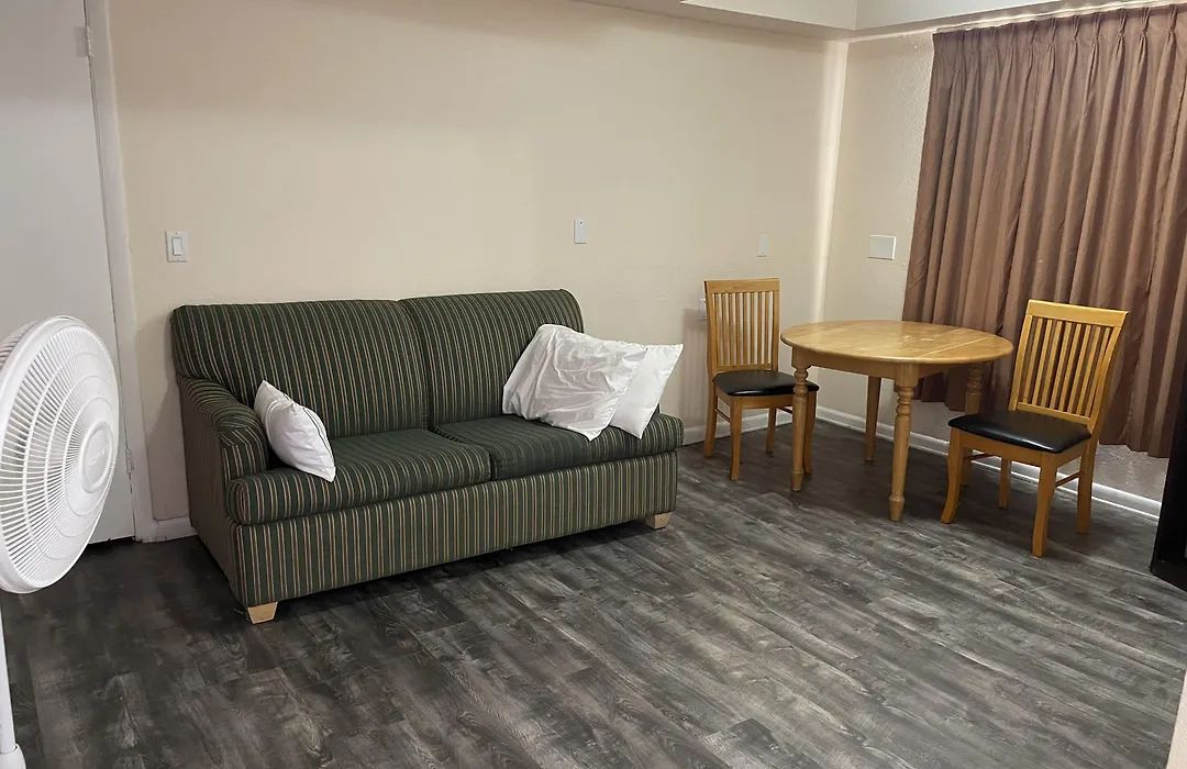 Travelers Inn - Clearwater-1